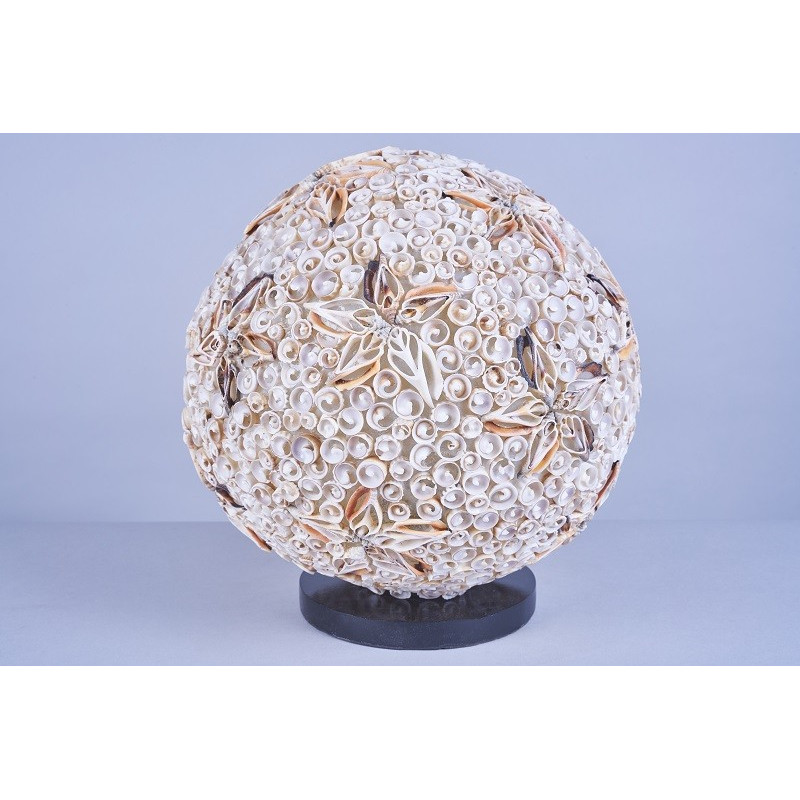 Lampe boule Stars en coquillage