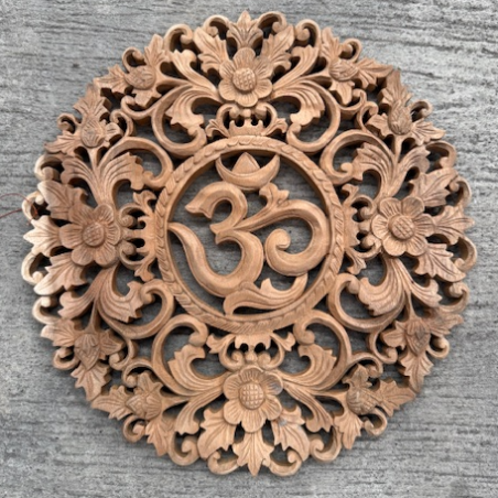 Décoration murale Om en bois de Suar- Ø 40cm